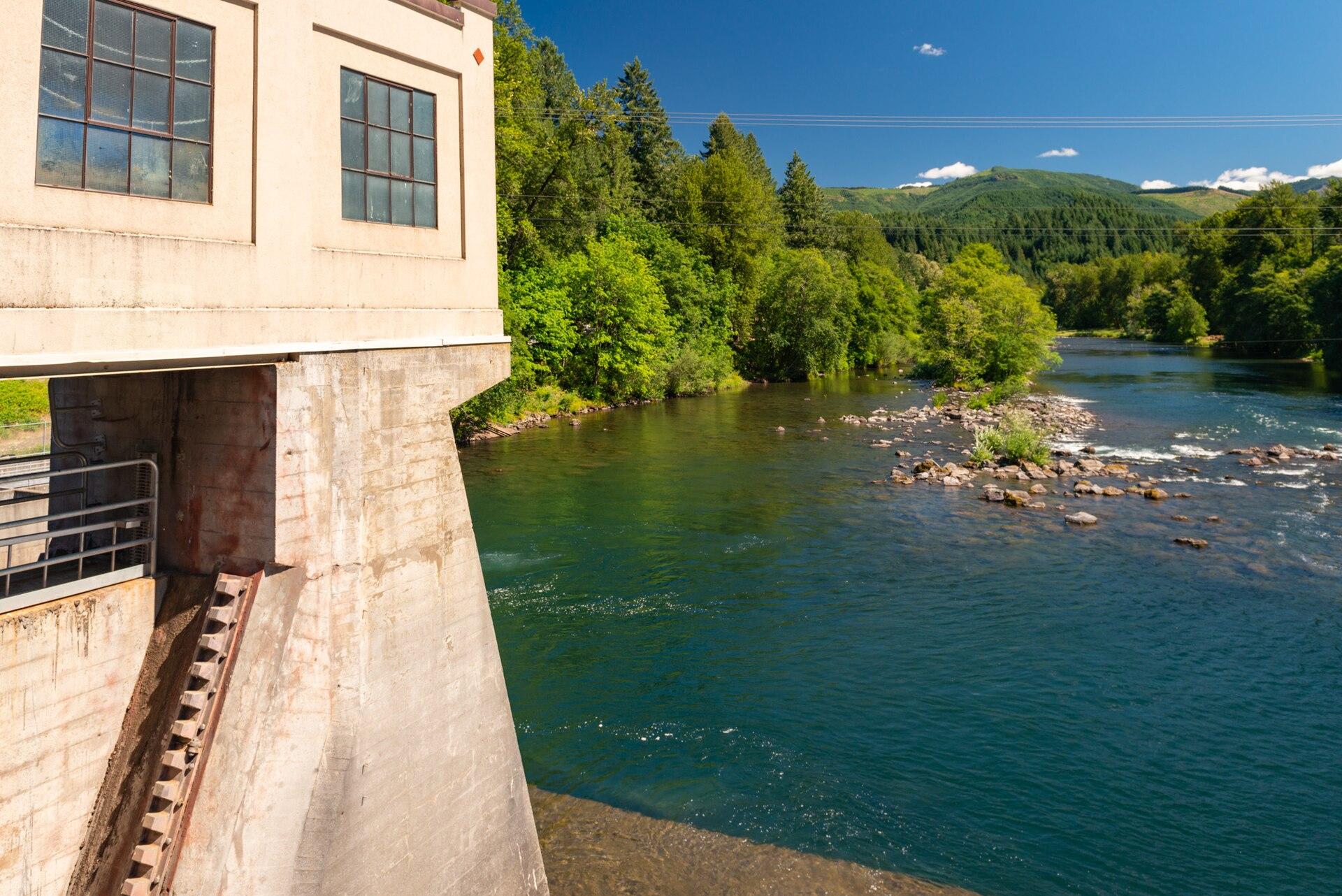 Leaburg Oregon homes for sale