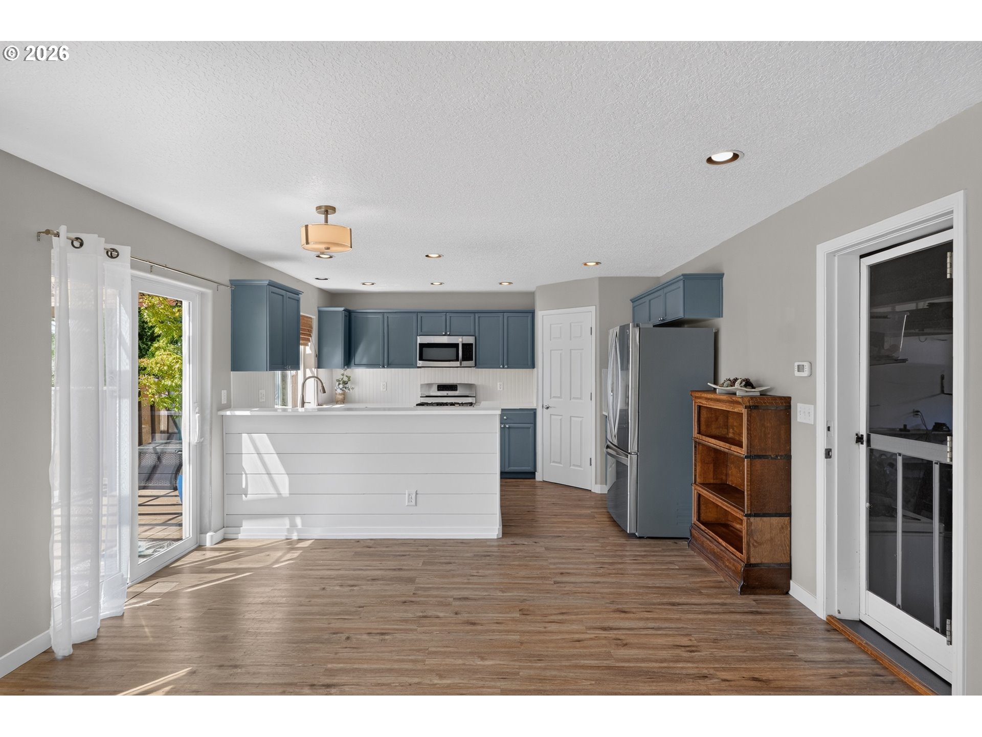 16576 NW OAK CREEK DR, Beaverton, OR 97006, photo 7 of 24