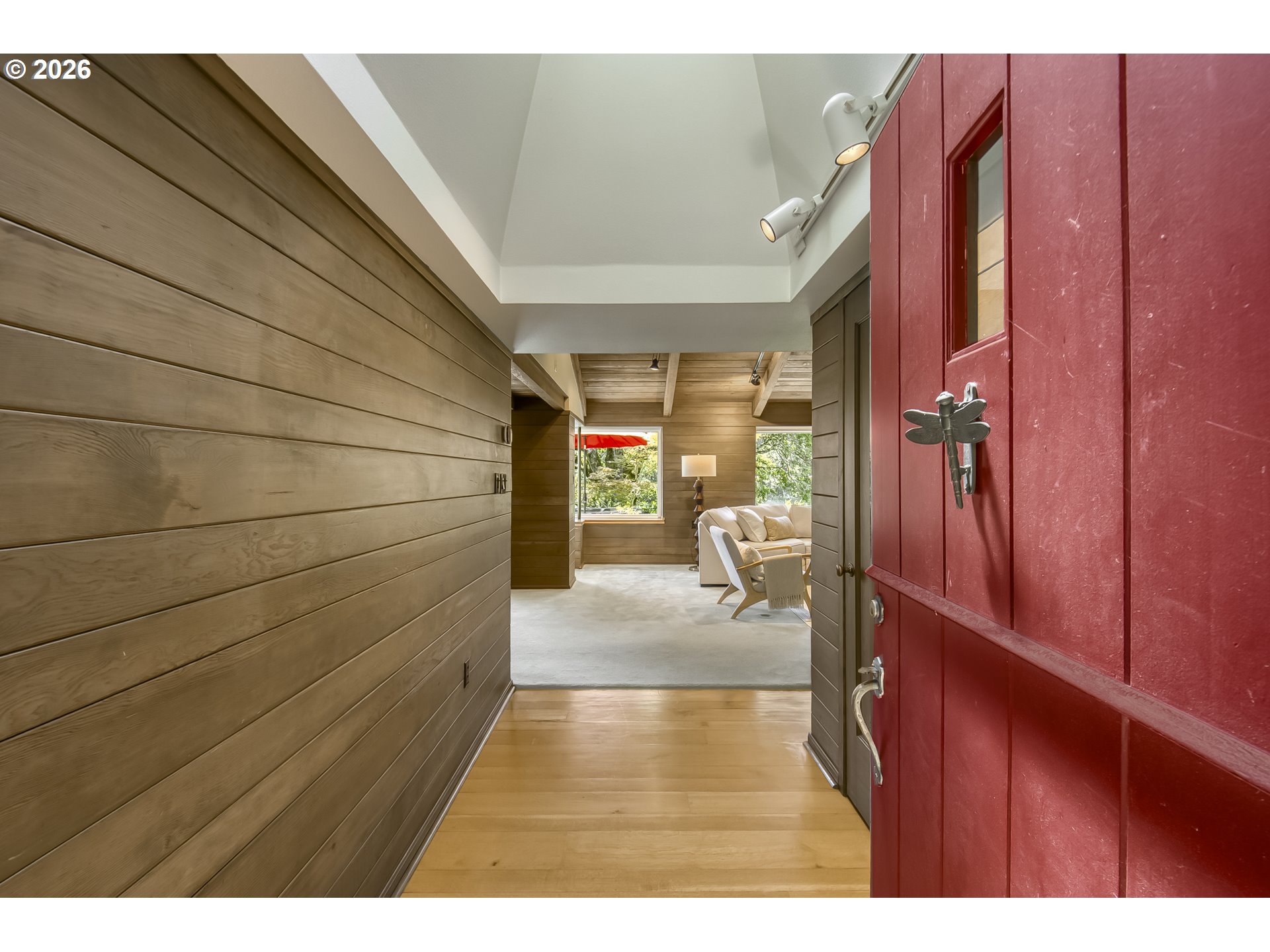 1250 SE RIVER FOREST LN, Milwaukie, OR 97267, photo 4 of 47