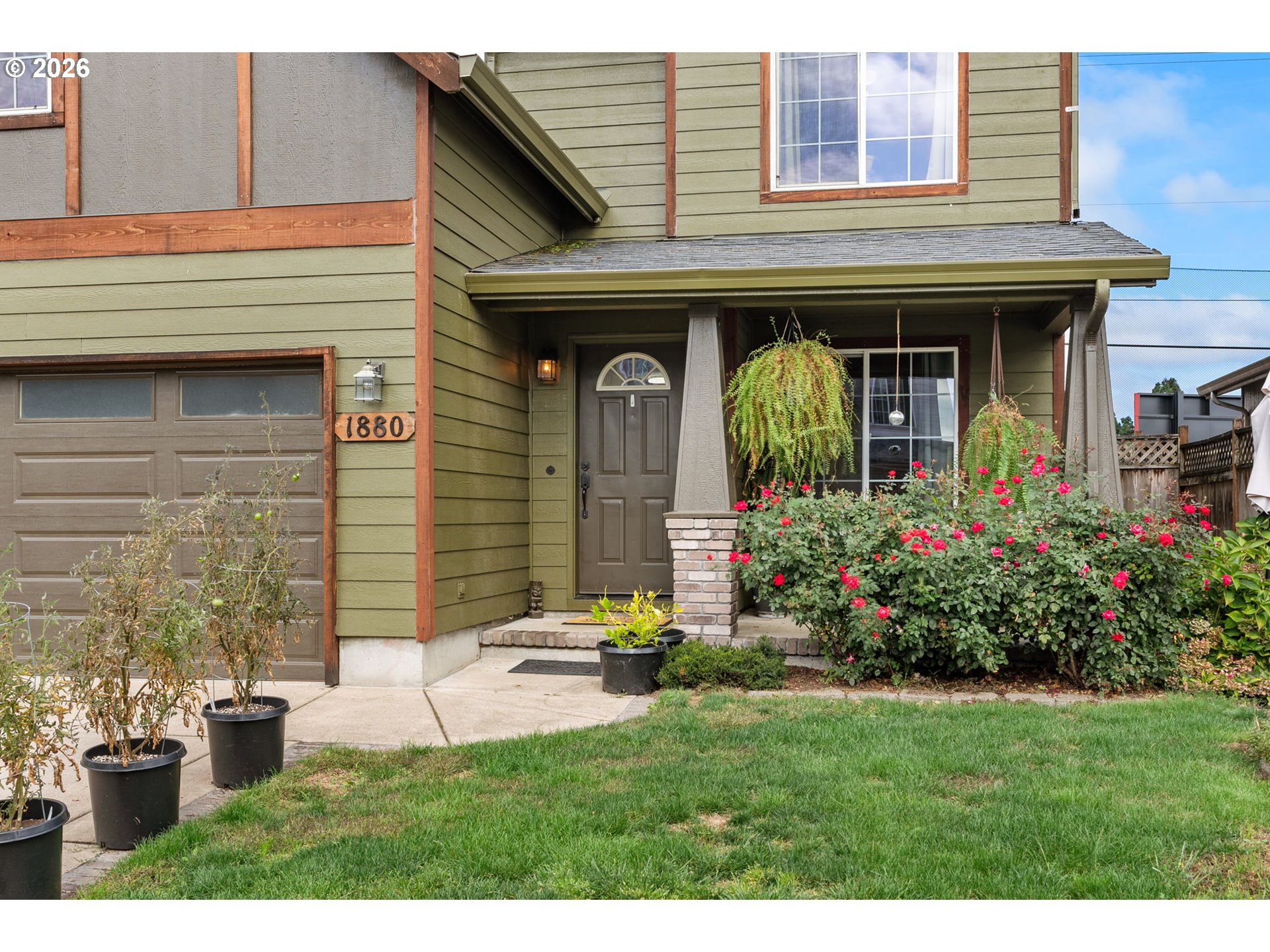 1880 MANIHI DR, Eugene, OR 97404, photo 5 of 48