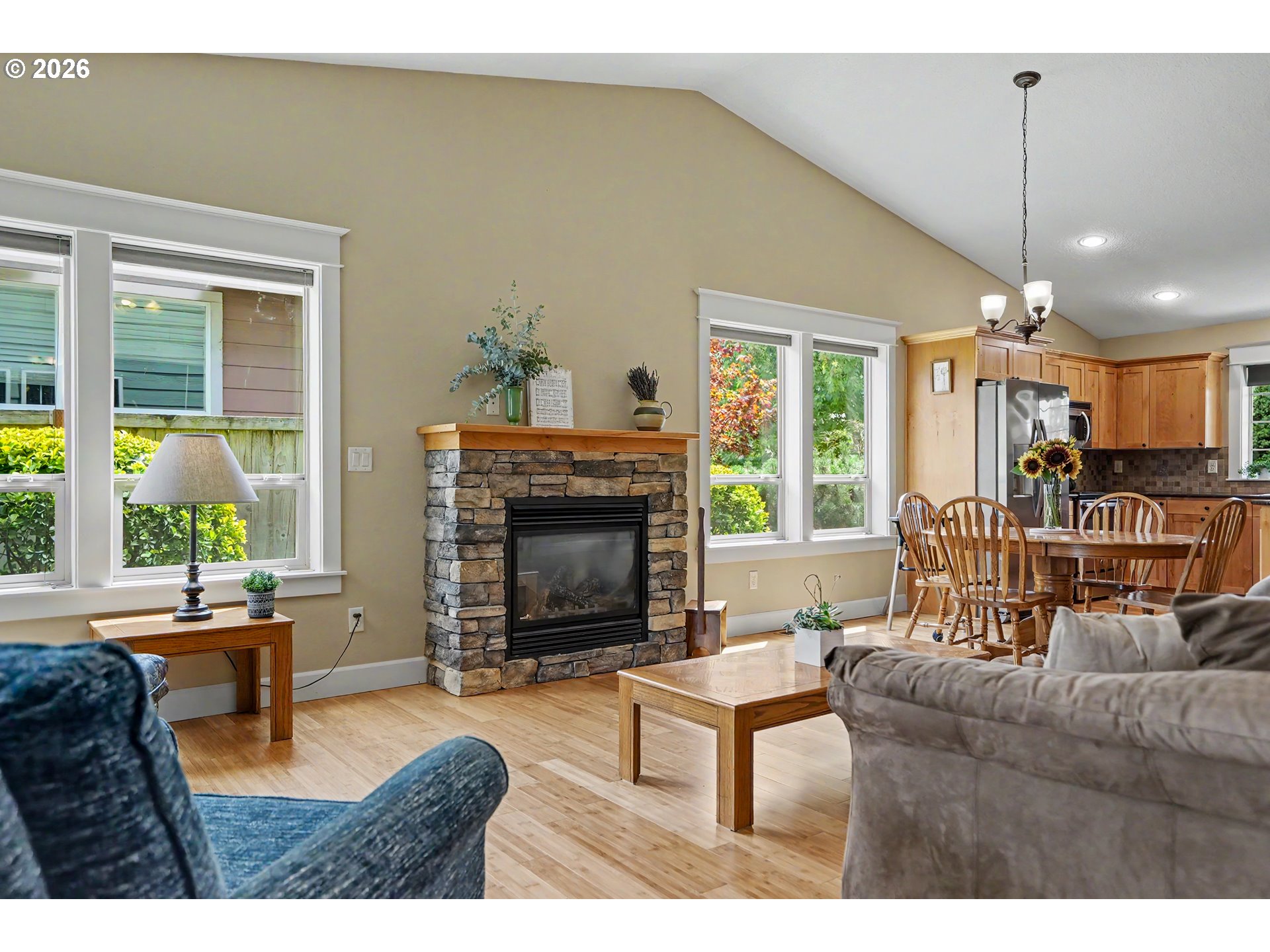 801 PINTAIL ST, Silverton, OR 97381, photo 6 of 39