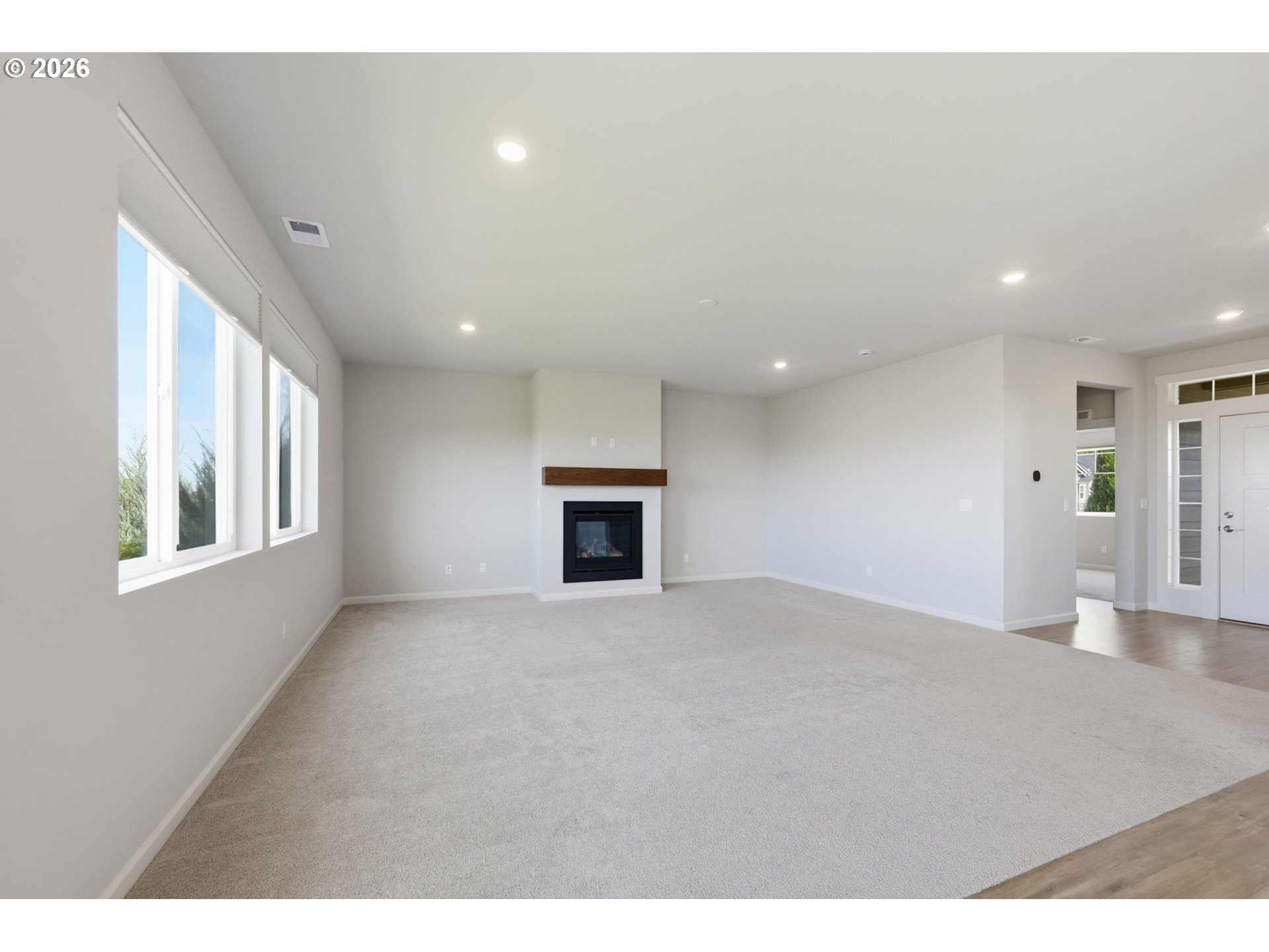 1497 GLADIOLA DR, Junction City, OR 97448, photo 5 of 46