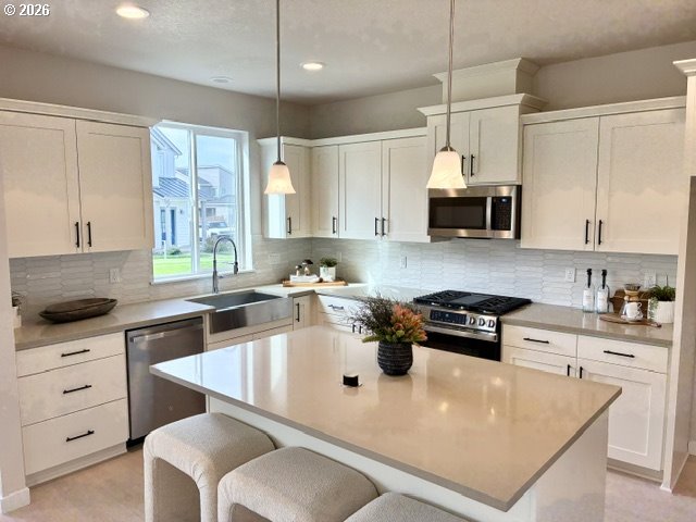 8238 SE Orion LN, Hillsboro, OR 97123, photo 6 of 13