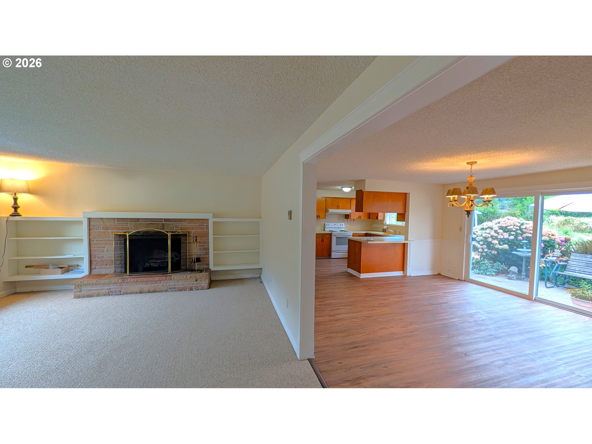 36991 ROW RIVER RD, Cottage Grove, OR 97424, photo 5 of 33