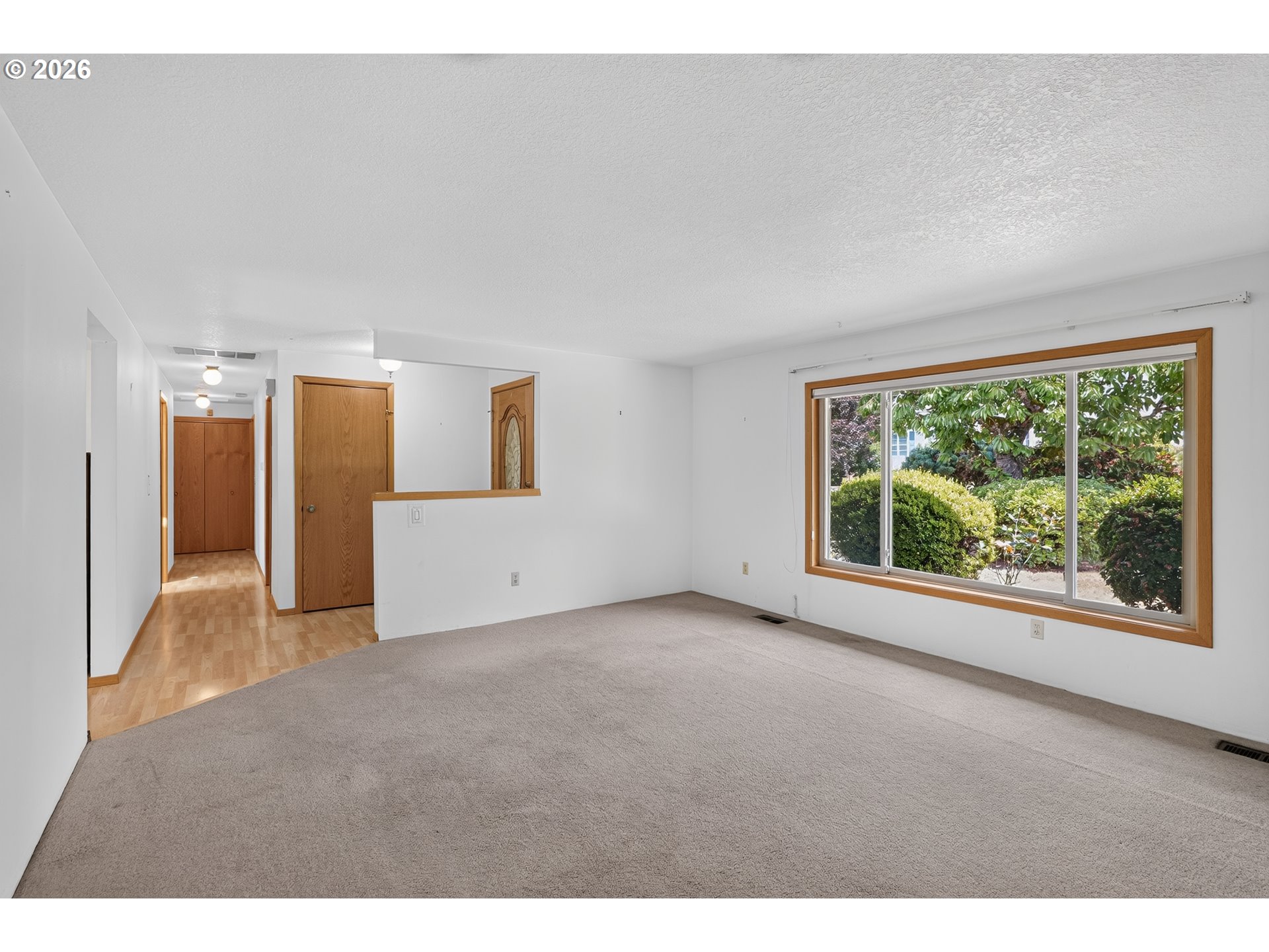 10925 SW 58TH AVE, Portland, OR 97219, photo 7 of 19