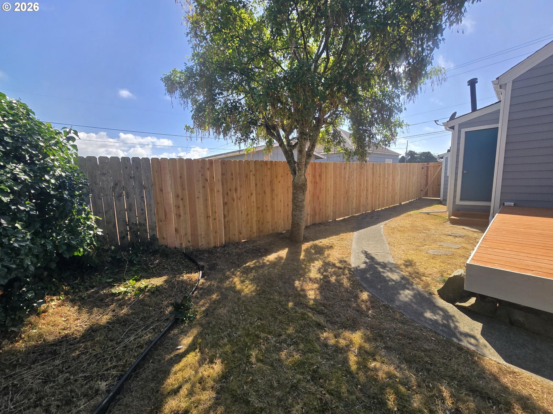 425 S LINCOLN ST, Seaside, OR 97138, photo 5 of 29