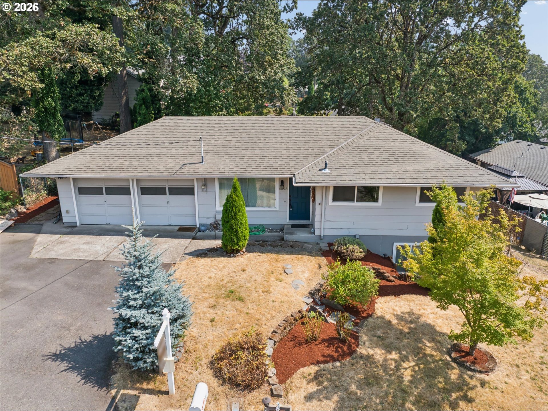 4598 SE WHIPPLE AVE, Milwaukie, OR 97267, photo 2 of 39
