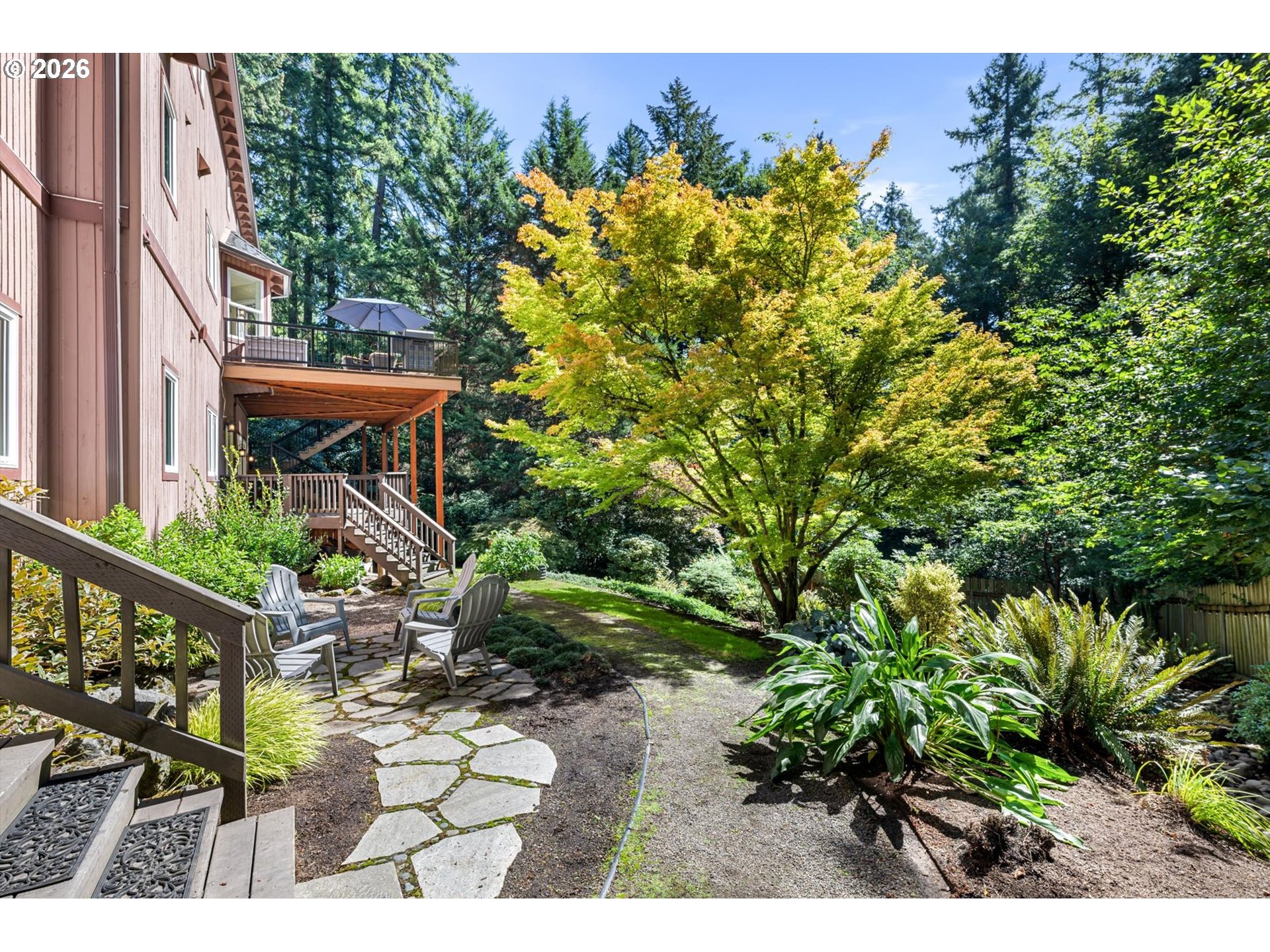 2726 SW 28TH DR, Portland, OR 97219, photo 3 of 32
