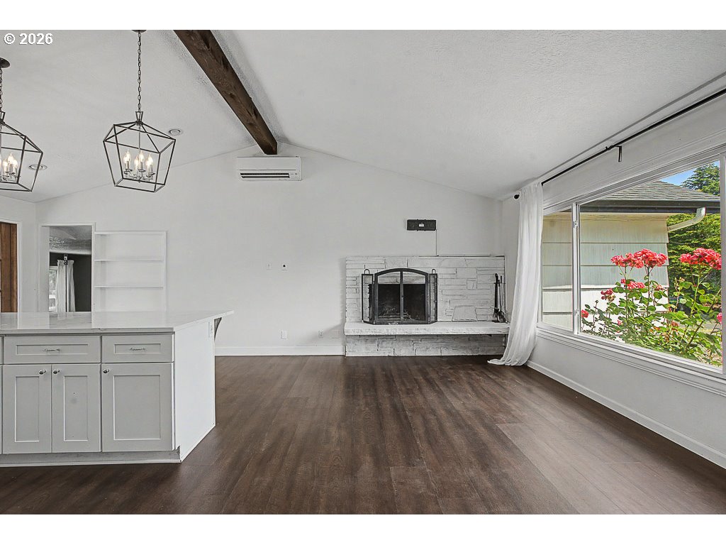 3000 NE 49TH ST, Vancouver, WA 98663, photo 5 of 44