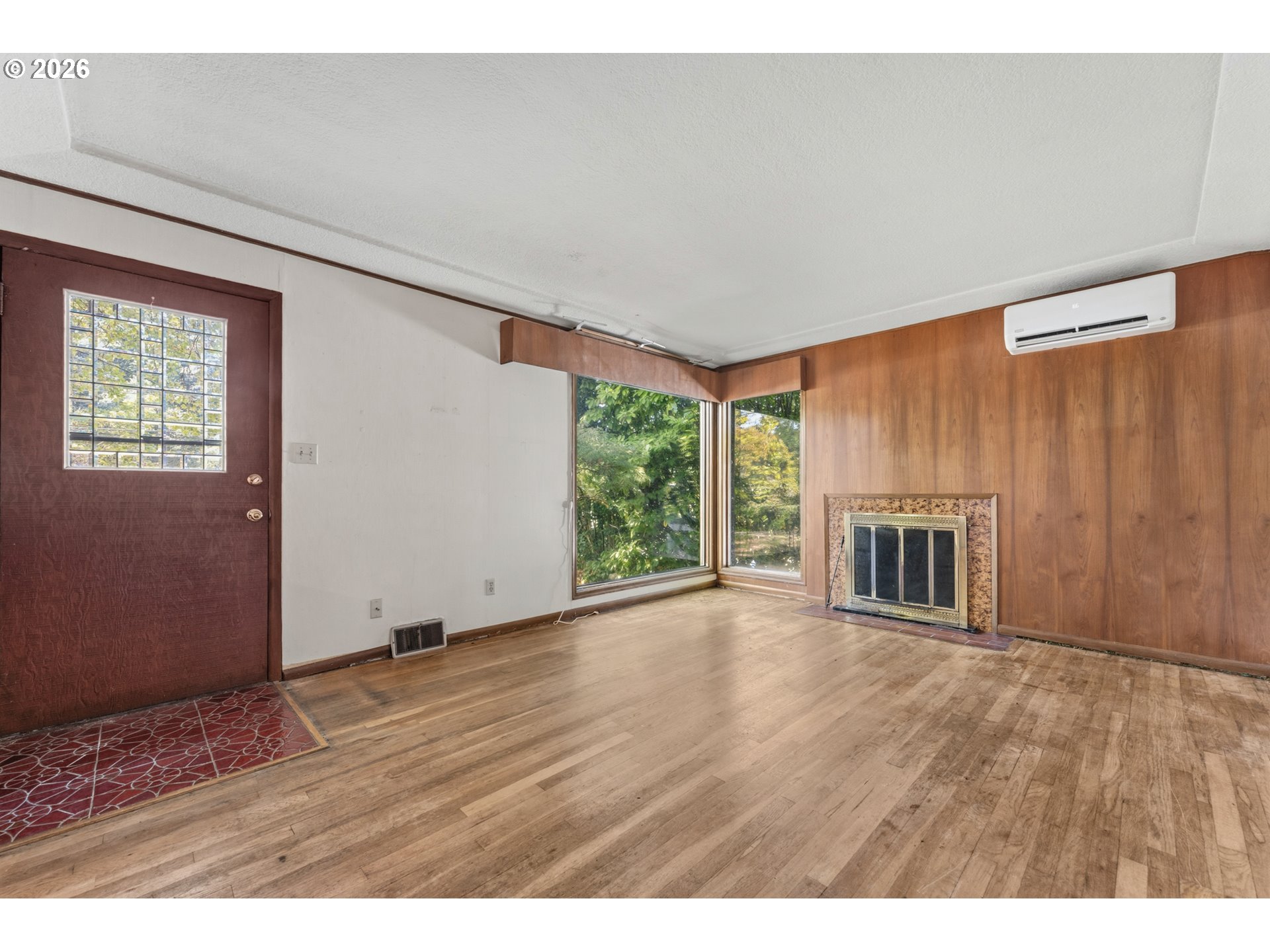 7526 SW CAPITOL HILL RD, Portland, OR 97219, photo 3 of 27