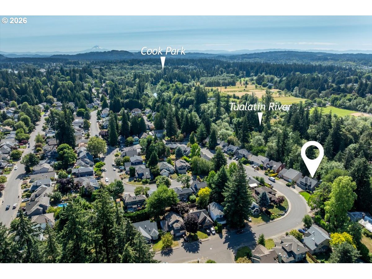 10714 SW TUALATIN DR, Portland, OR 97224, photo 3 of 32