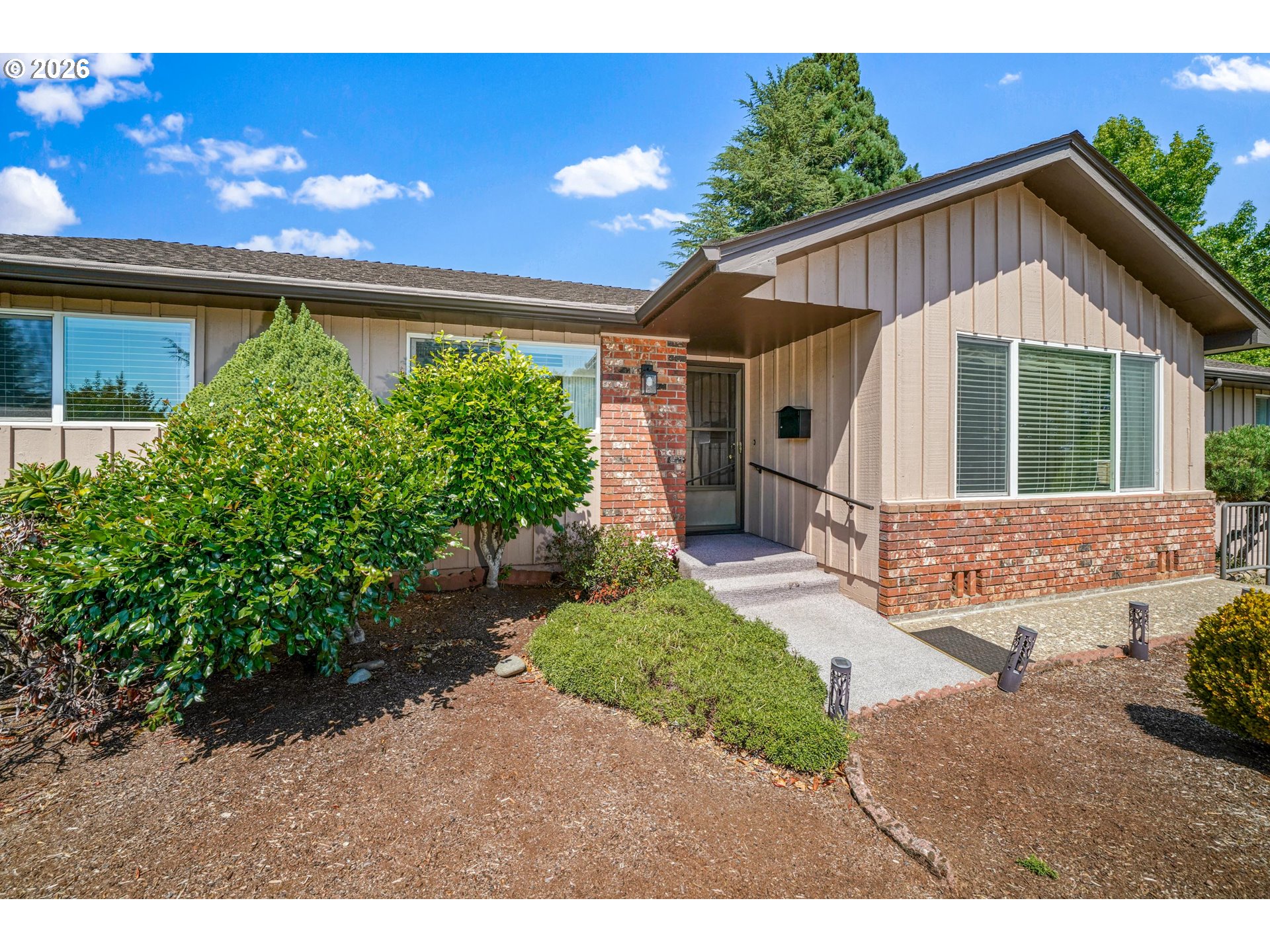 3385 GLEN CREEK RD, Salem, OR 97304, photo 4 of 35