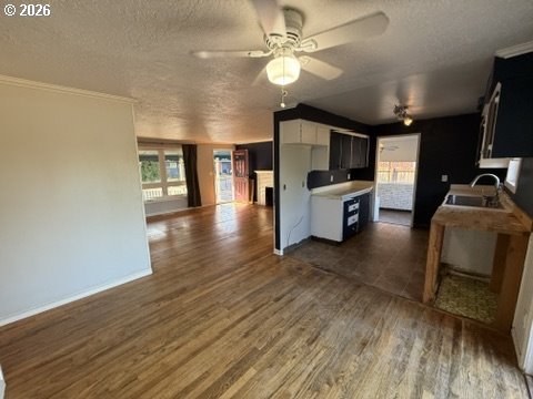 1902 SE 151ST AVE, Portland, OR 97233, photo 3 of 33
