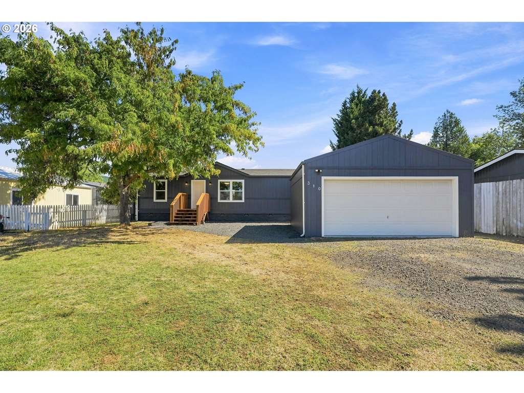 310 Sunny Ln