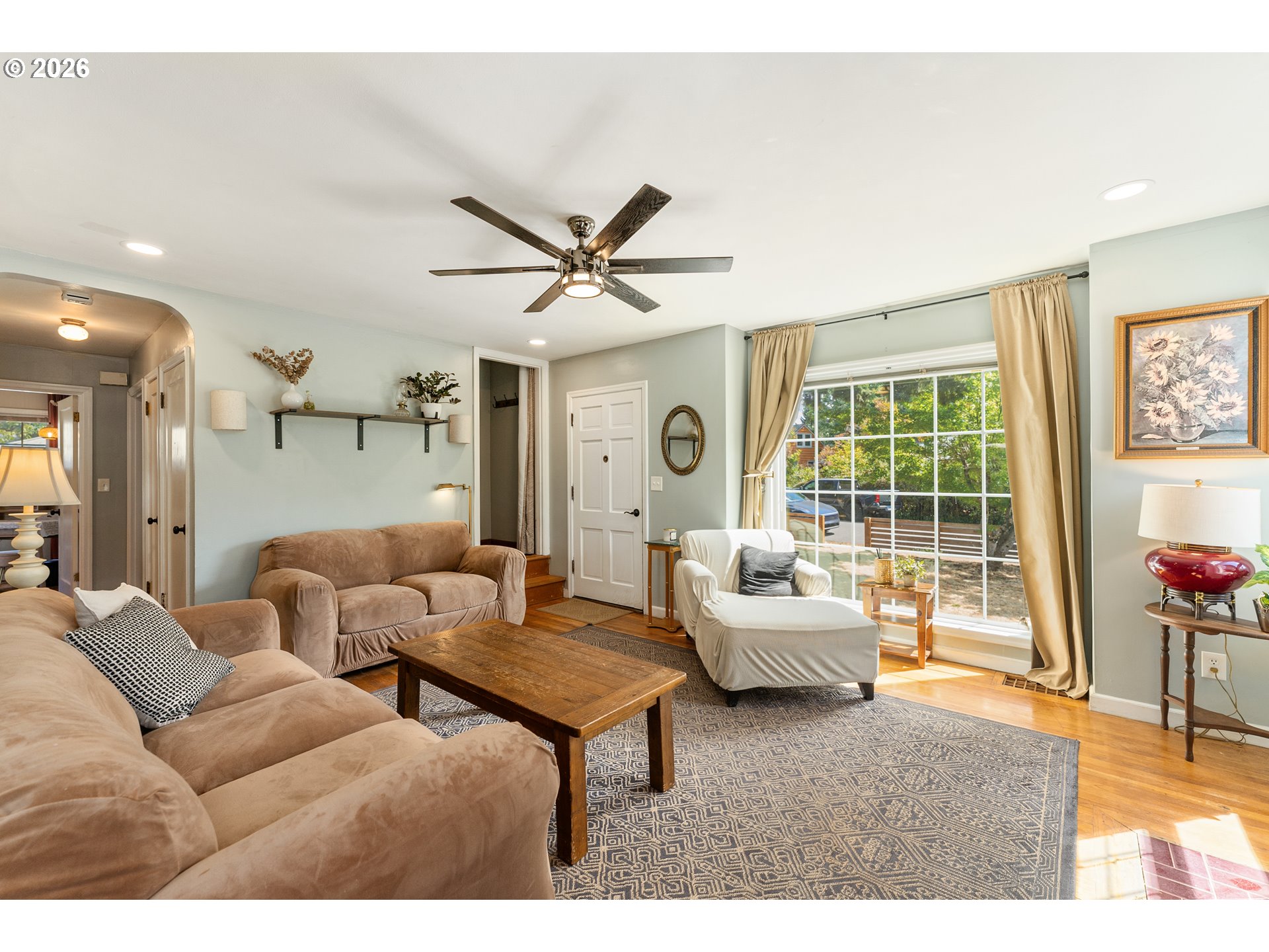 11282 SE Pine CT, Portland, OR 97216, photo 5 of 27