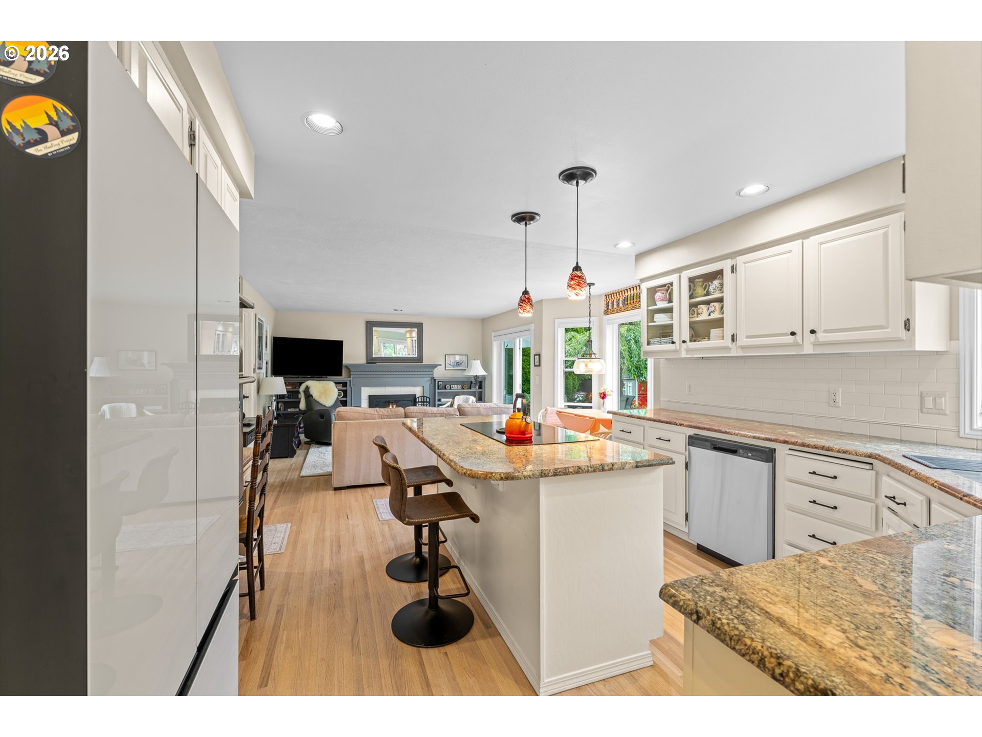 5386 SW JOSHUA ST, Tualatin, OR 97062, photo 8 of 46