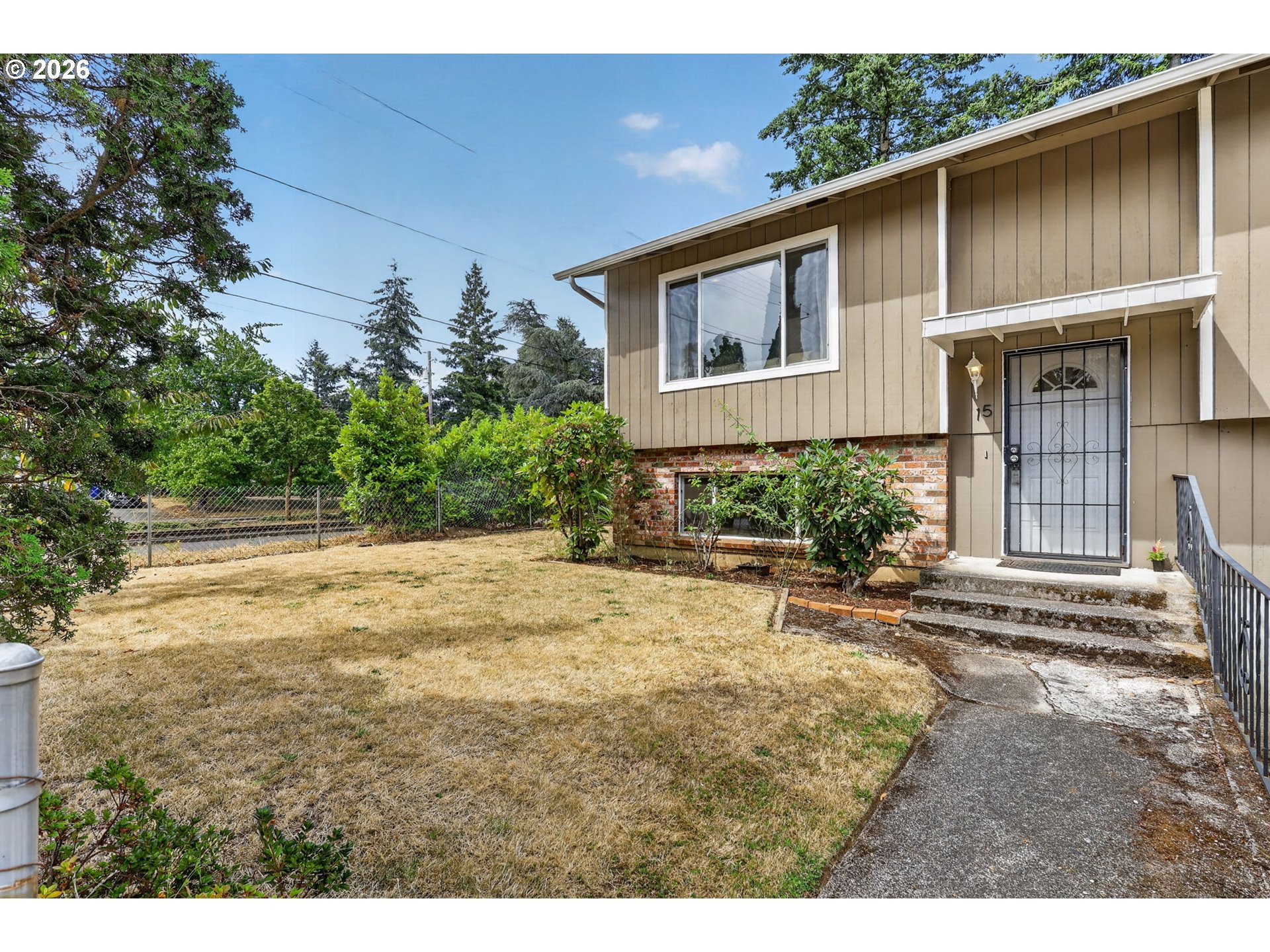 15 NE 113TH PL, Portland, OR 97220, photo 3 of 48
