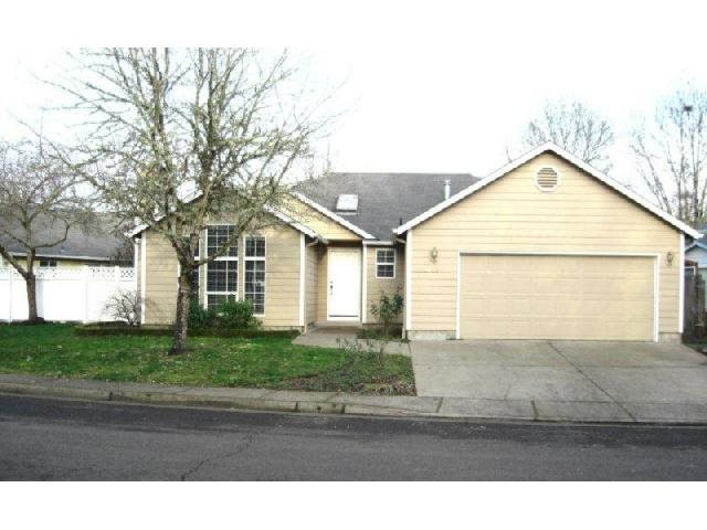 1511 SW Birdie Dr