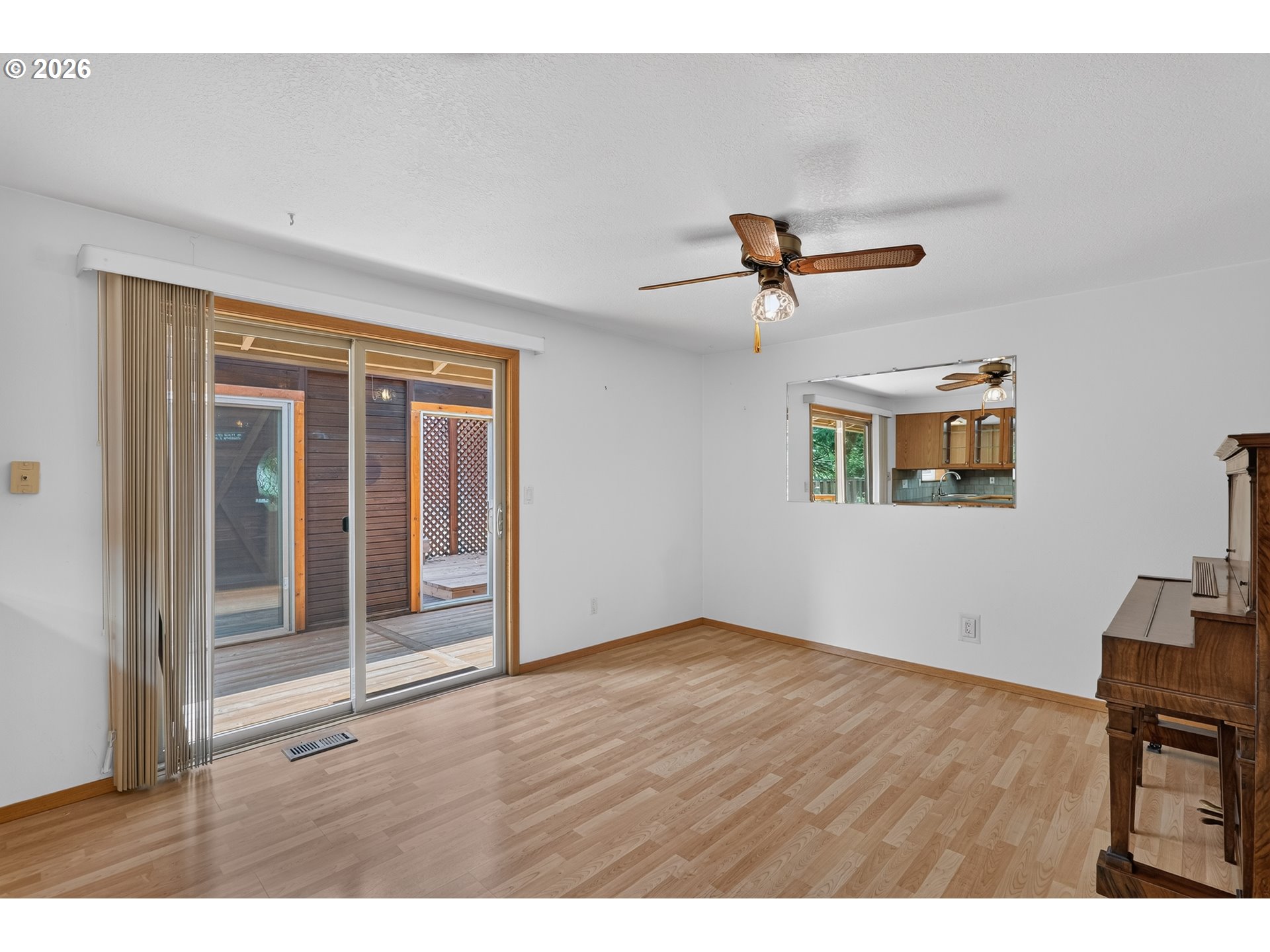 10925 SW 58TH AVE, Portland, OR 97219, photo 6 of 19