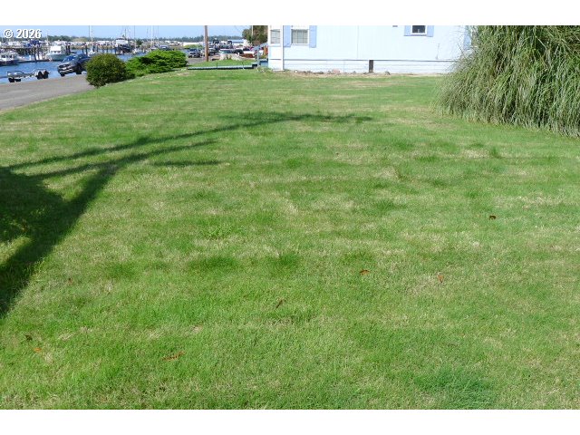 255 BEACH BLVD, Winchester Bay, OR 97467, photo 8 of 36