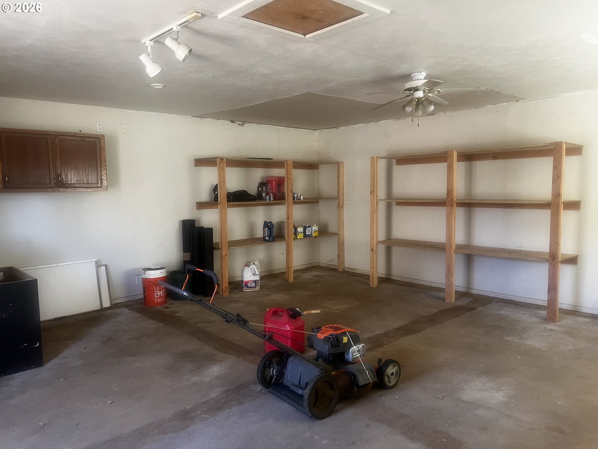 94224 3RD ST, Gold Beach, OR 97444, photo 5 of 22