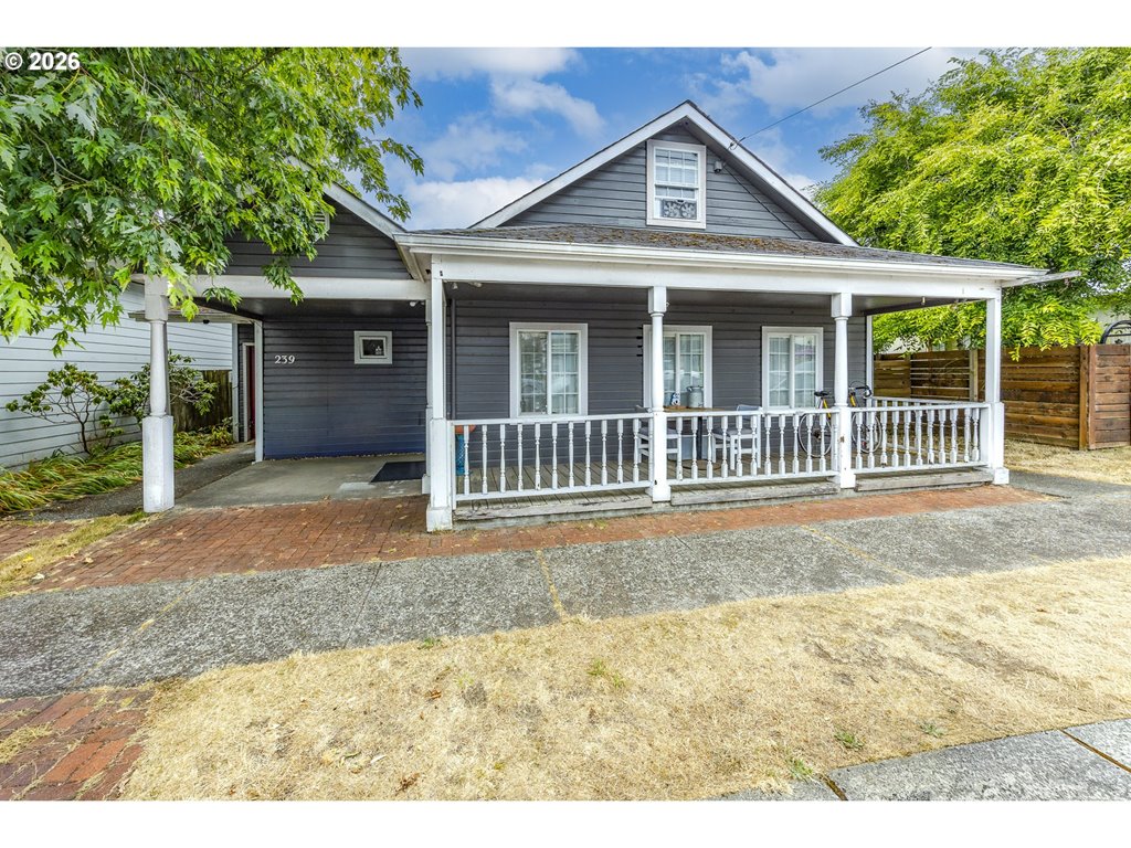 239 Maple St