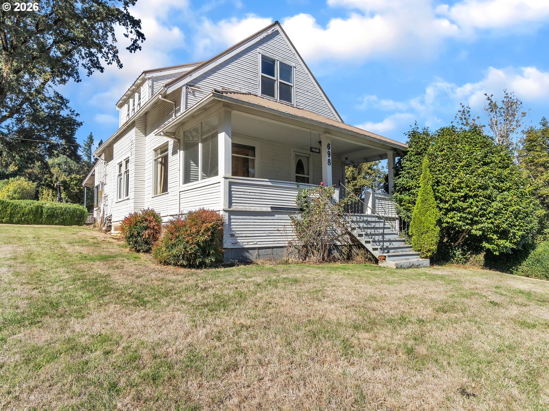 698 Grandview AVE, Scotts Mills, OR 97375, photo 4 of 42
