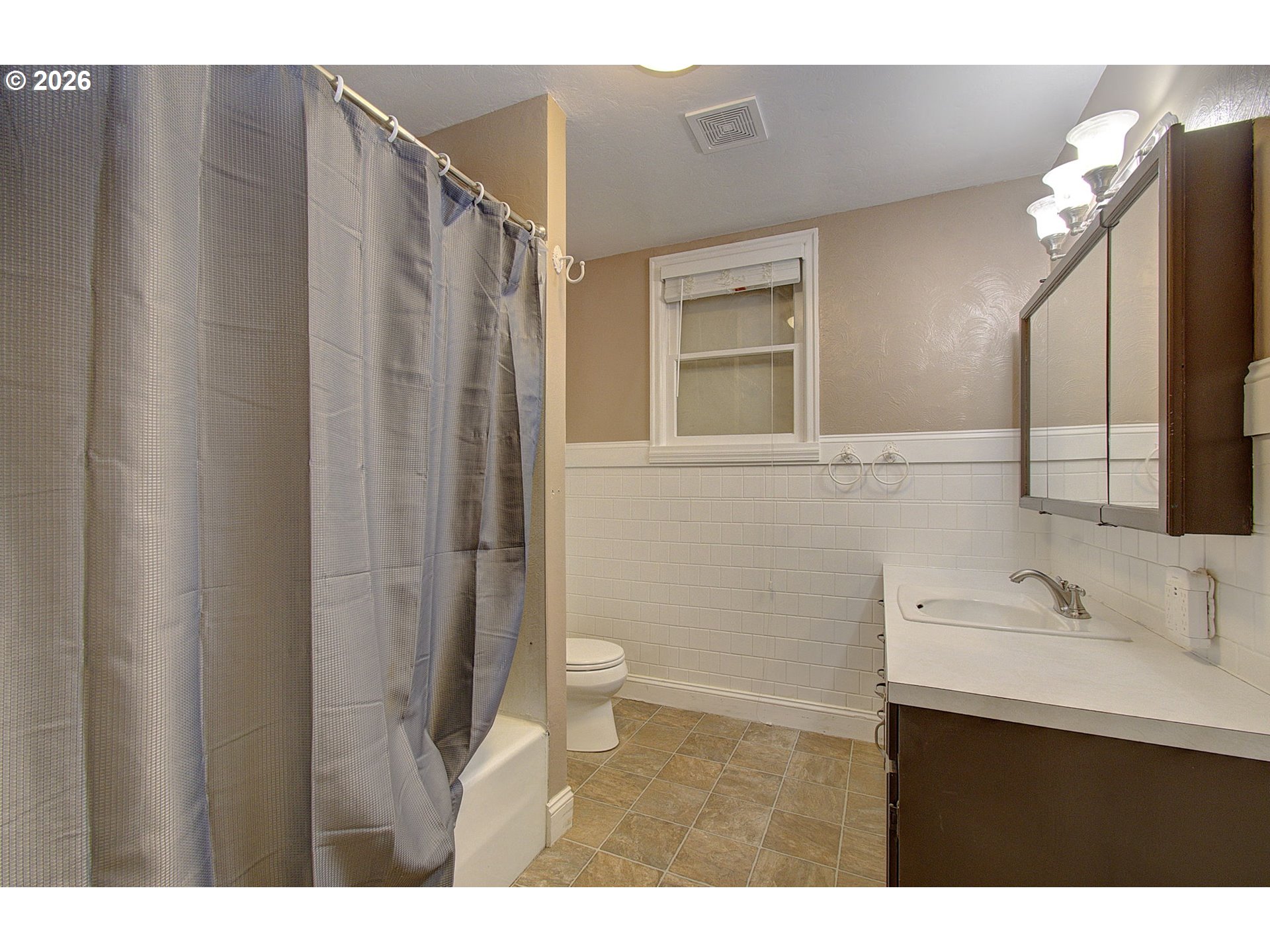 3801 C ST, Washougal, WA 98671, photo 6 of 45