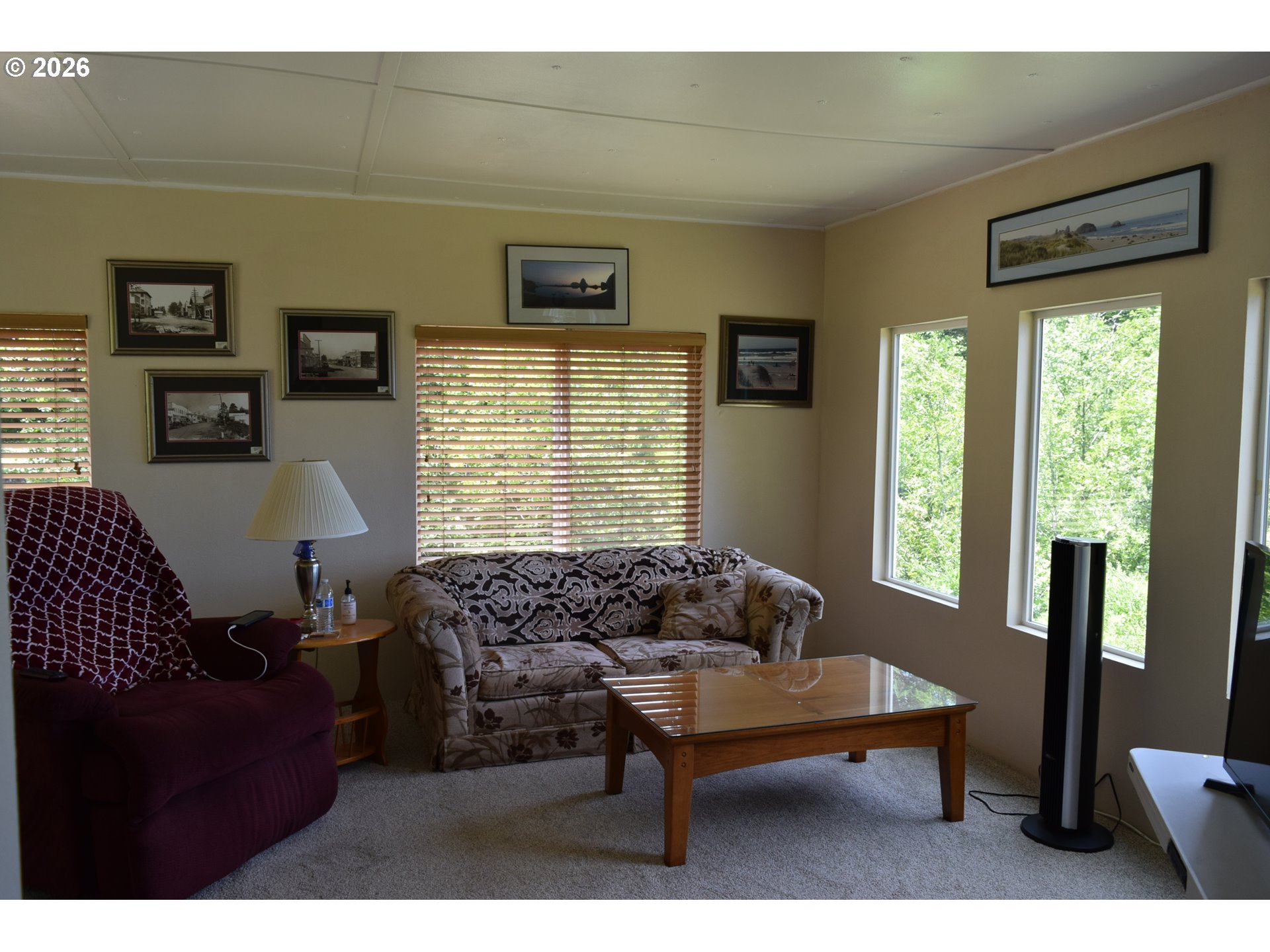 27961 THIMBLEBERRY RD, Gold Beach, OR 97444, photo 5 of 15