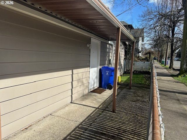 9212 N SAINT LOUIS AVE, Portland, OR 97203, photo 6 of 26