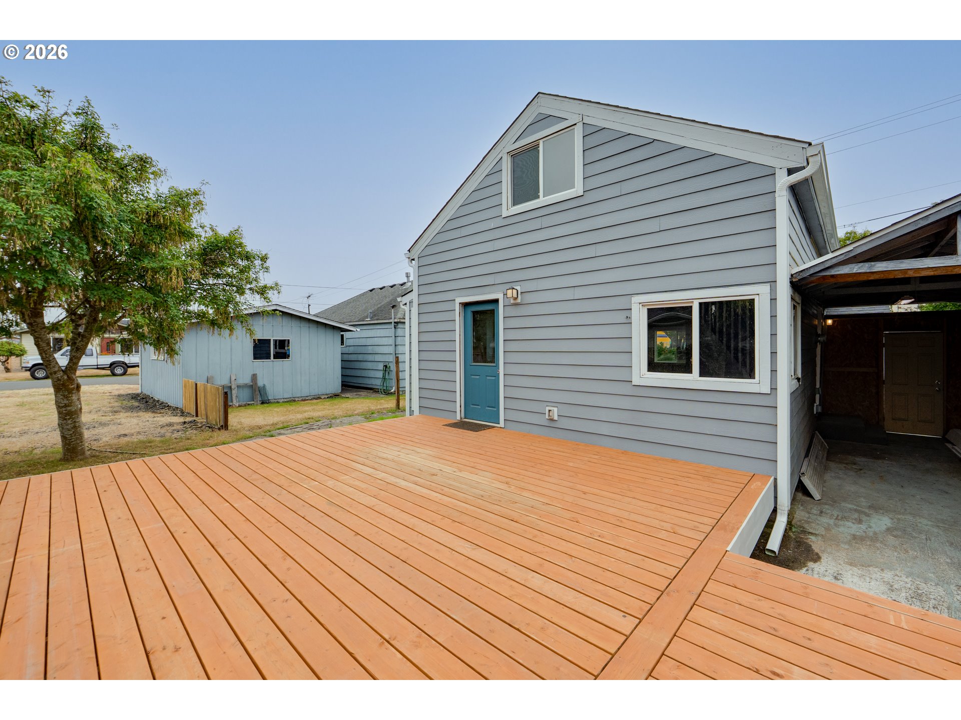 425 S LINCOLN ST, Seaside, OR 97138, photo 7 of 29