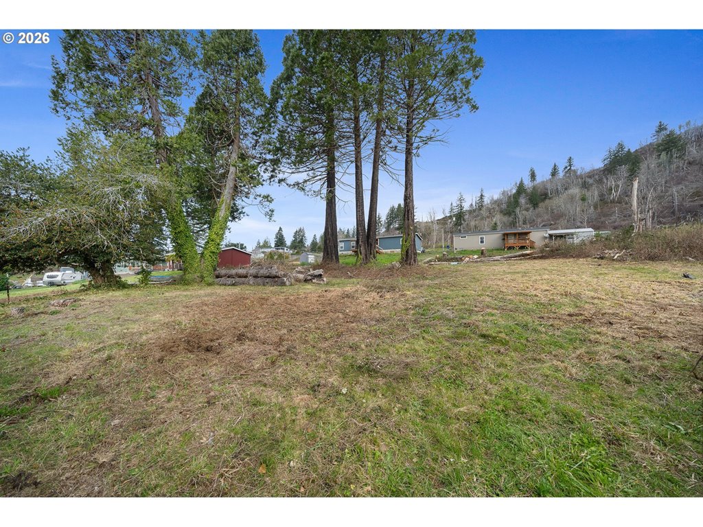 363 N Fawn DR