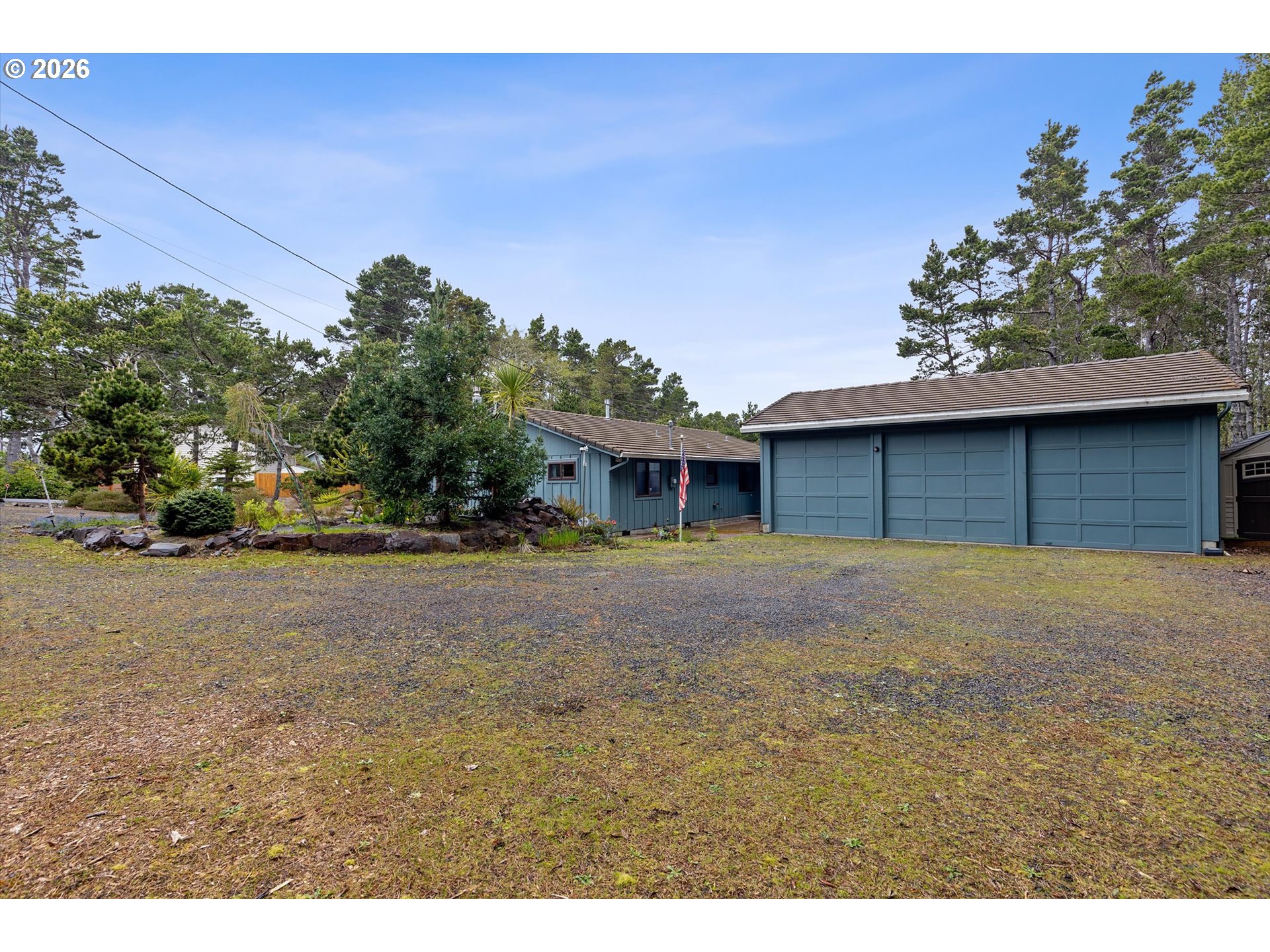 5740 PALISADES DR, Lincoln City, OR 97367, photo 5 of 45