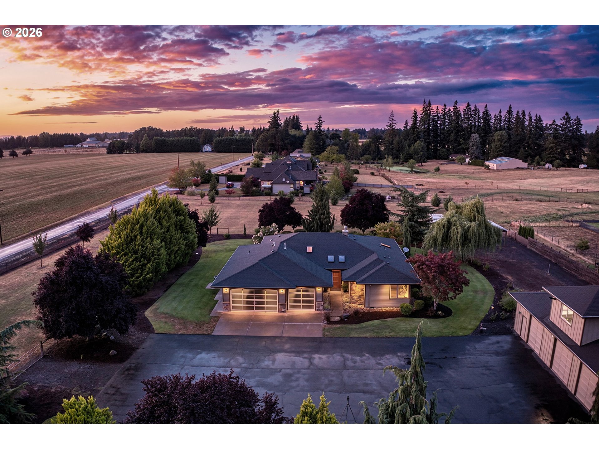 8073 S SCONCE RD, Canby, OR 97013, photo 2 of 48