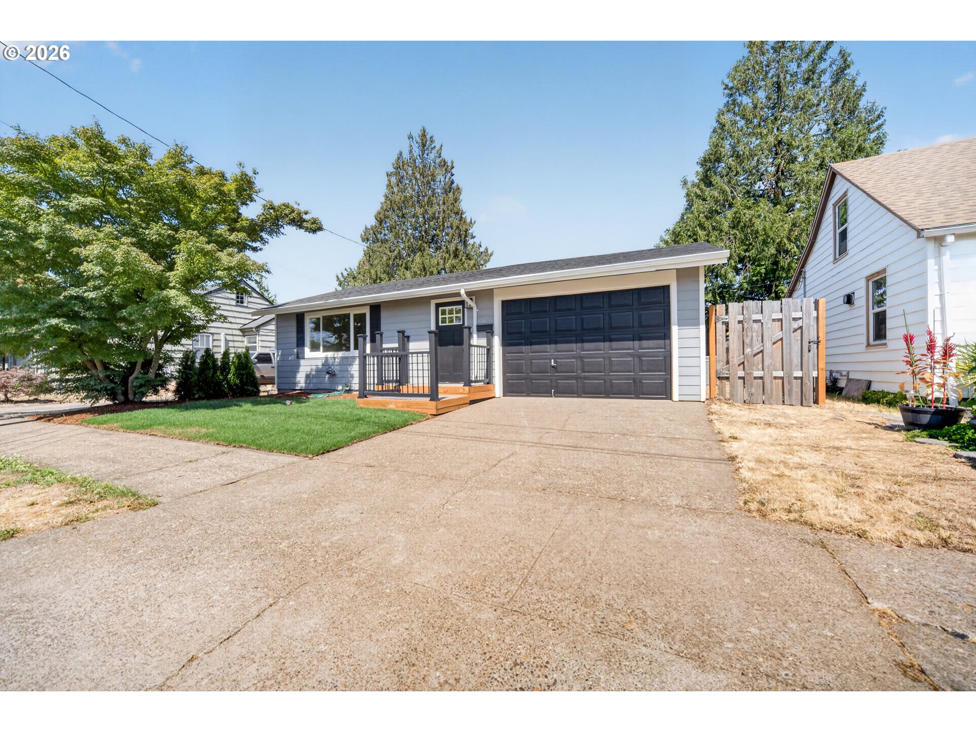 1305 SW 15TH AVE, Albany, OR 97321, photo 2 of 10
