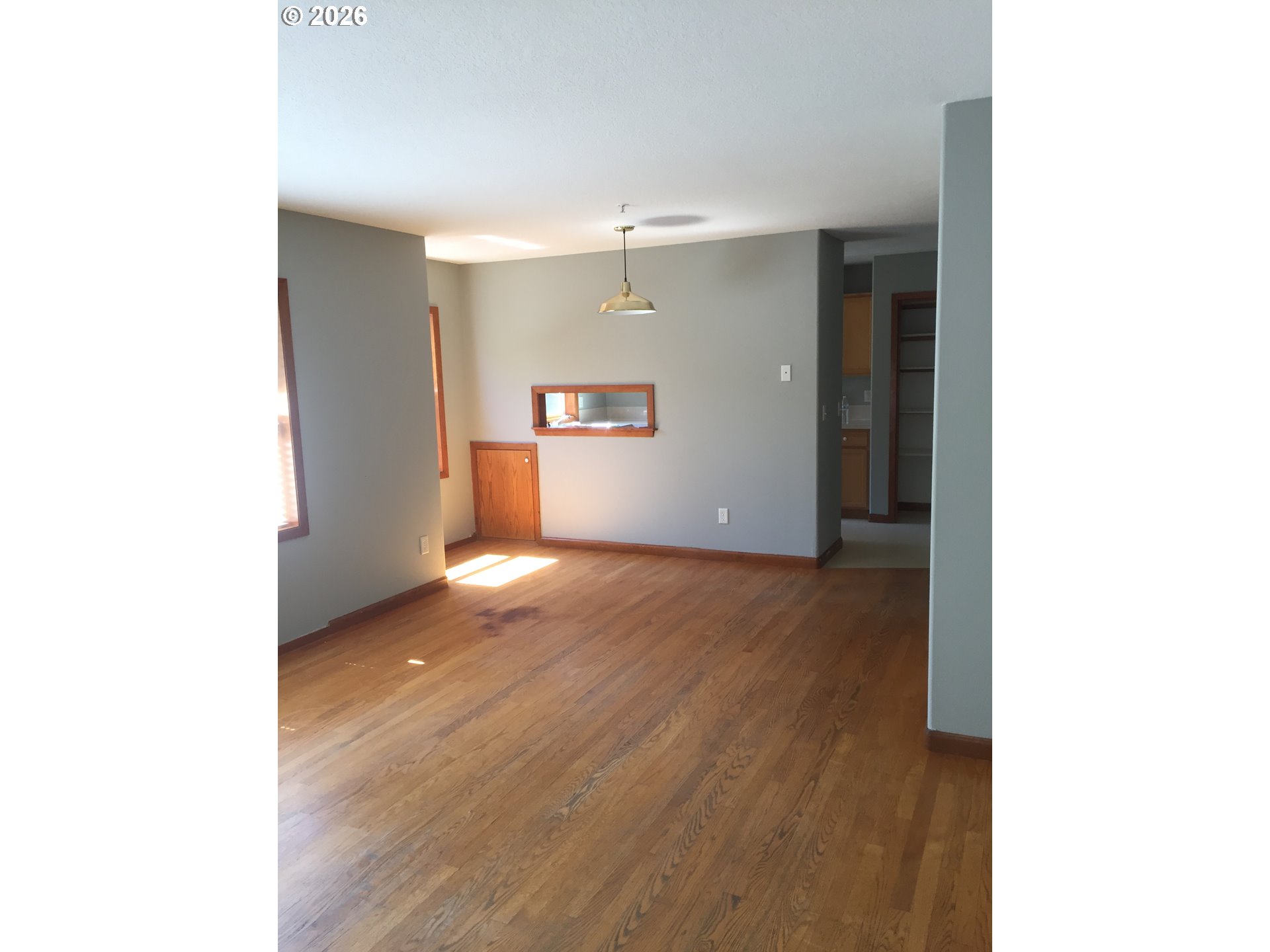 11905 SE SCHILLER ST, Portland, OR 97266, photo 5 of 17