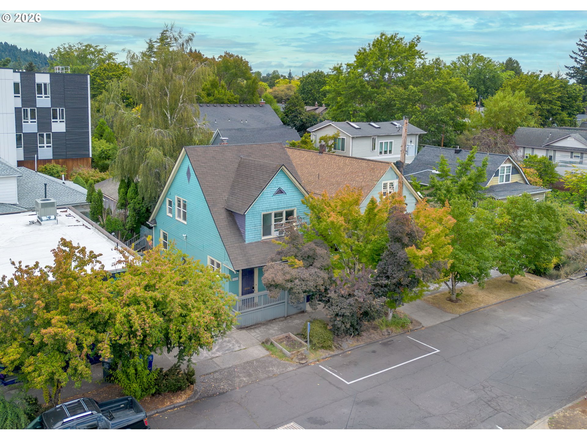 1516 SE 43RD AVE, Portland, OR 97215, photo 2 of 48