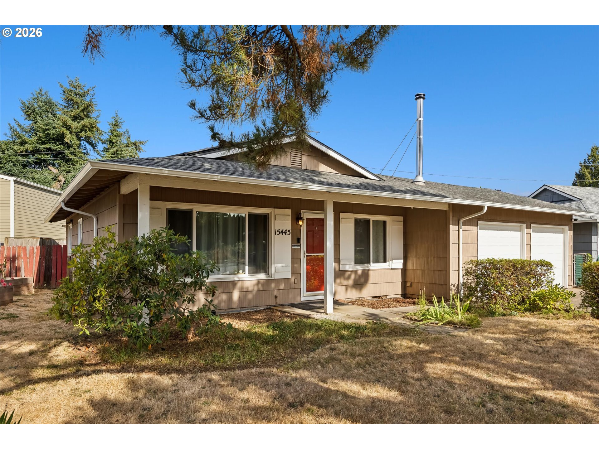 15445 SE STEPHENS CT, Portland, OR 97233, photo 3 of 42