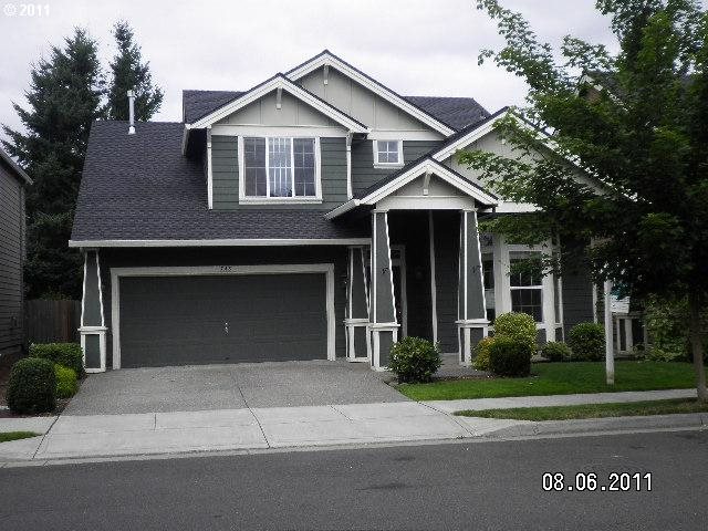 745 SW Grant Way