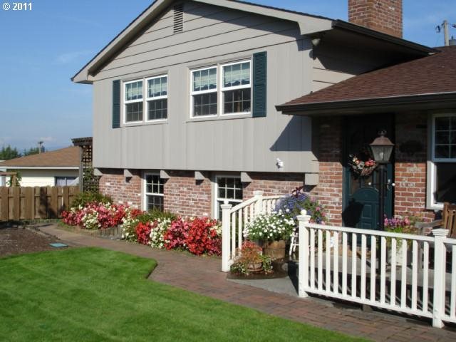 2440 NE 139th Ave