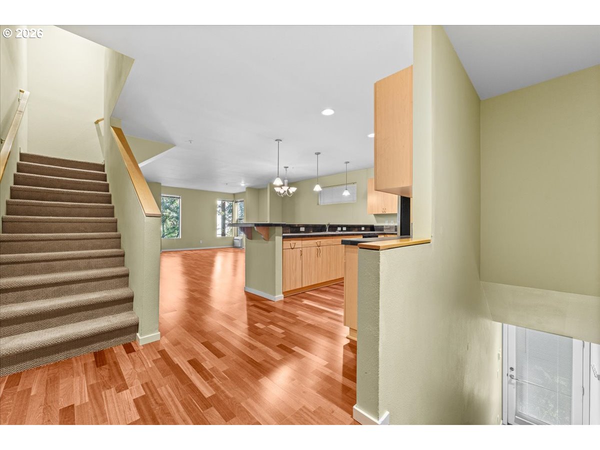 7534 N BURLINGTON AVE, Portland, OR 97203, photo 6 of 48