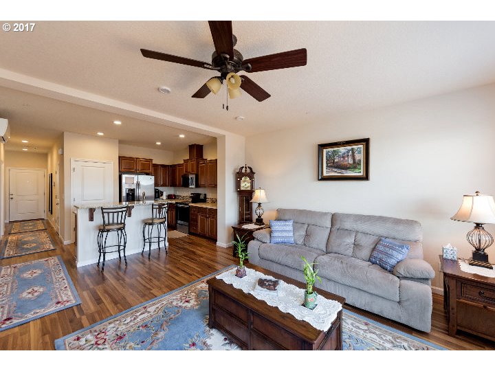 12970 SE 155TH AVE, Happy Valley, OR 97086, photo 5 of 32