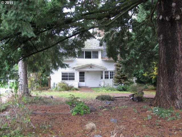 8206 NE 25th Ave