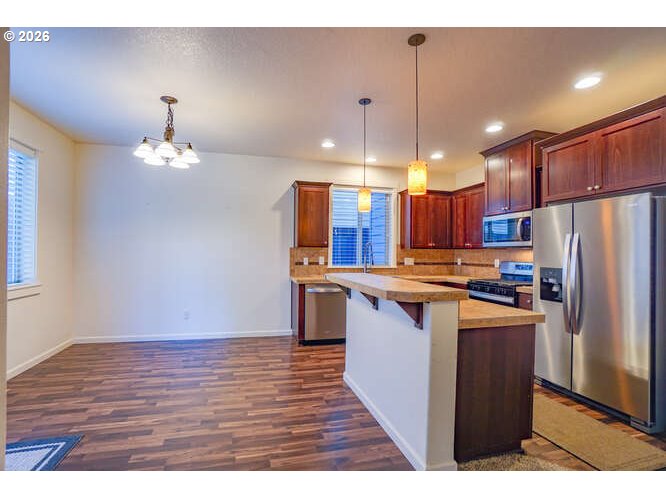 4013 N PIONEER CANYON DR, Ridgefield, WA 98642, photo 8 of 37