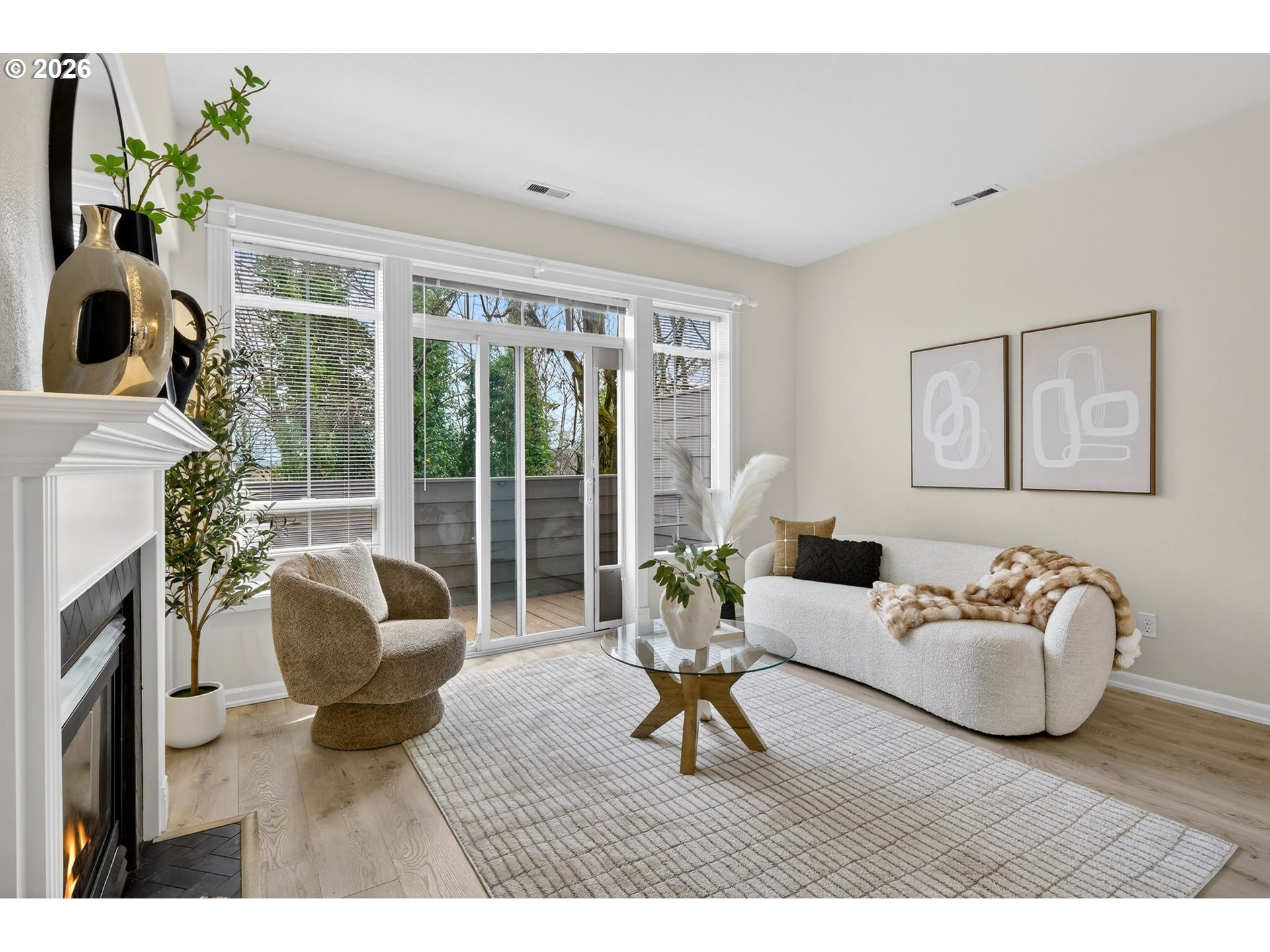 4934 SW 1ST AVE, Portland, OR 97239, photo 5 of 33