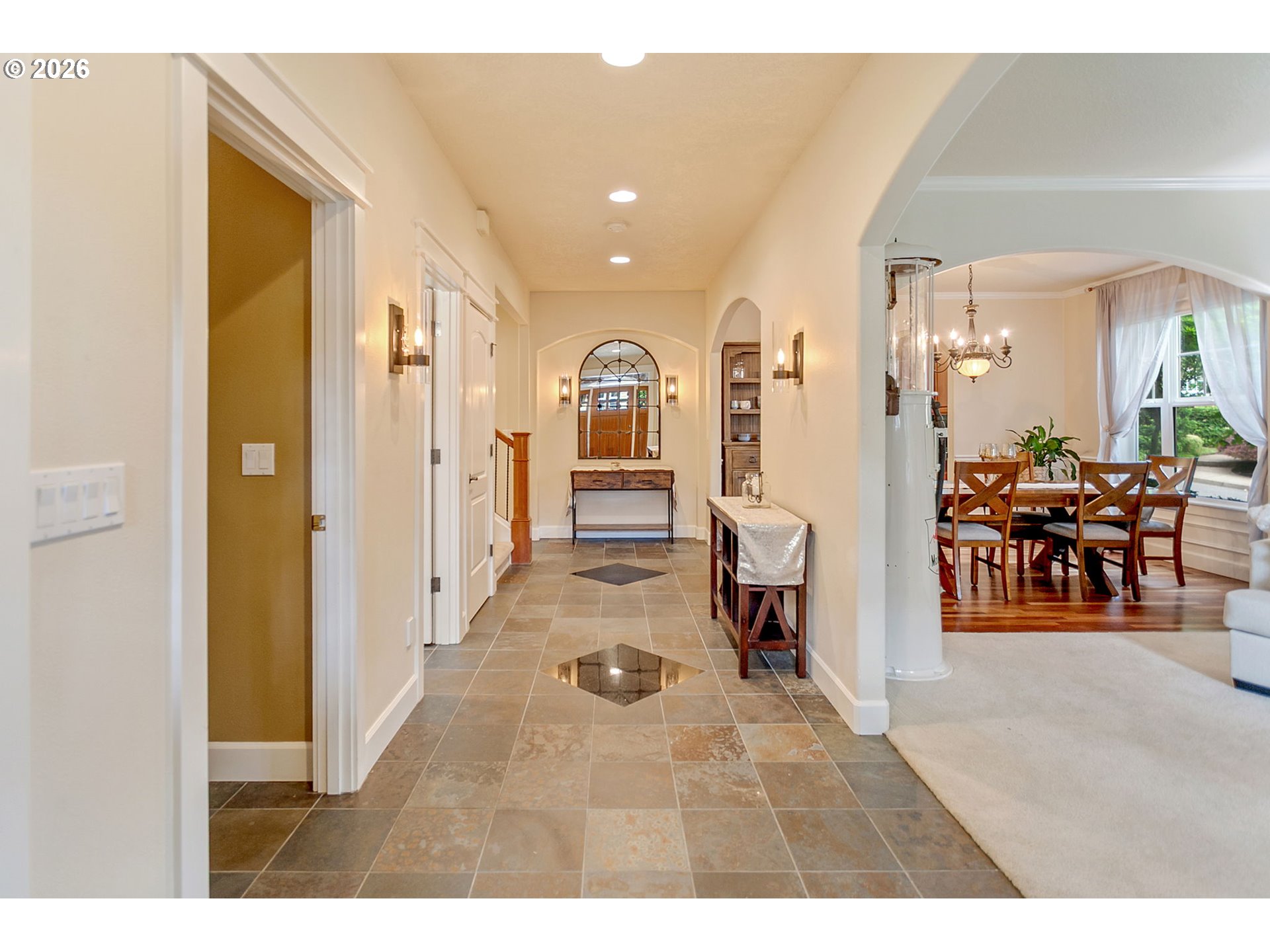 2613 BEACON HILL DR, West Linn, OR 97068, photo 5 of 48