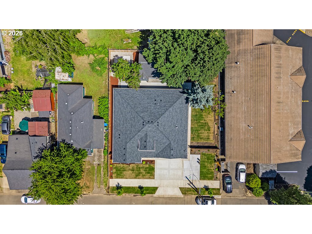 1025 CHURCH ST, Woodburn, OR 97071, photo 7 of 39