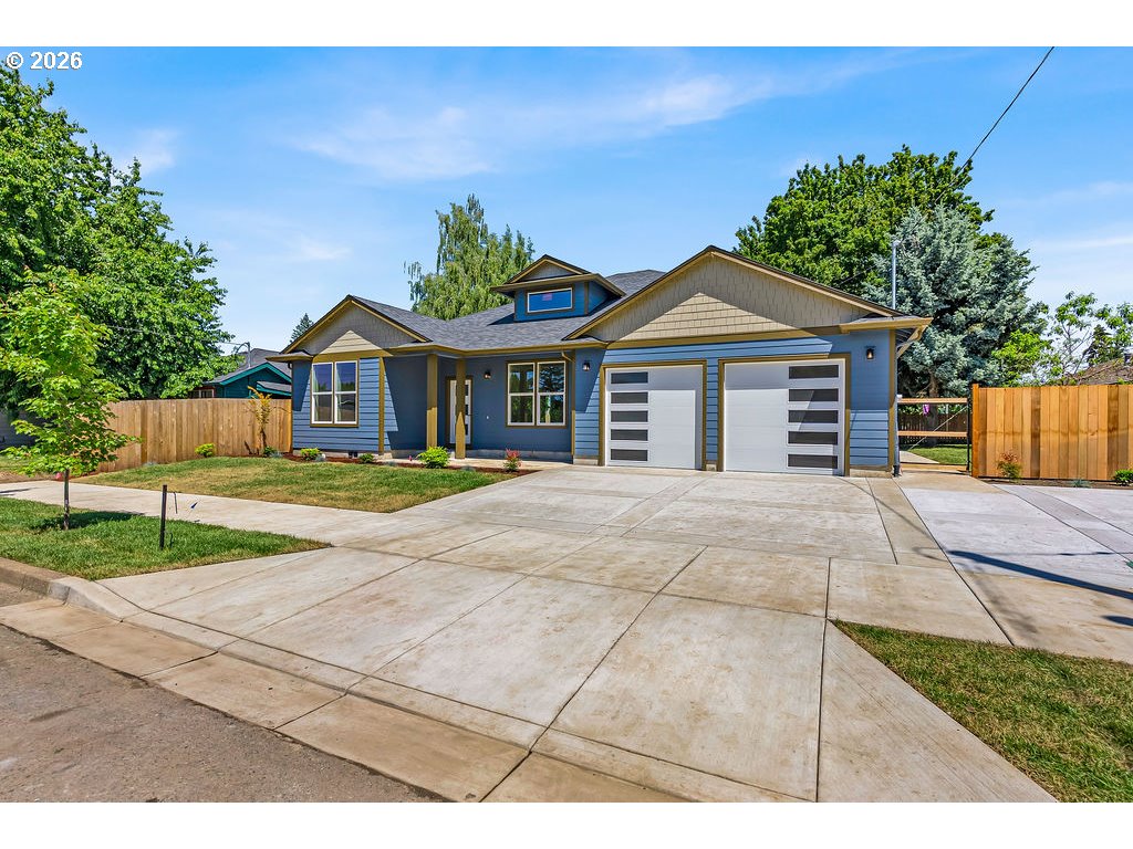 1025 CHURCH ST, Woodburn, OR 97071, photo 6 of 39