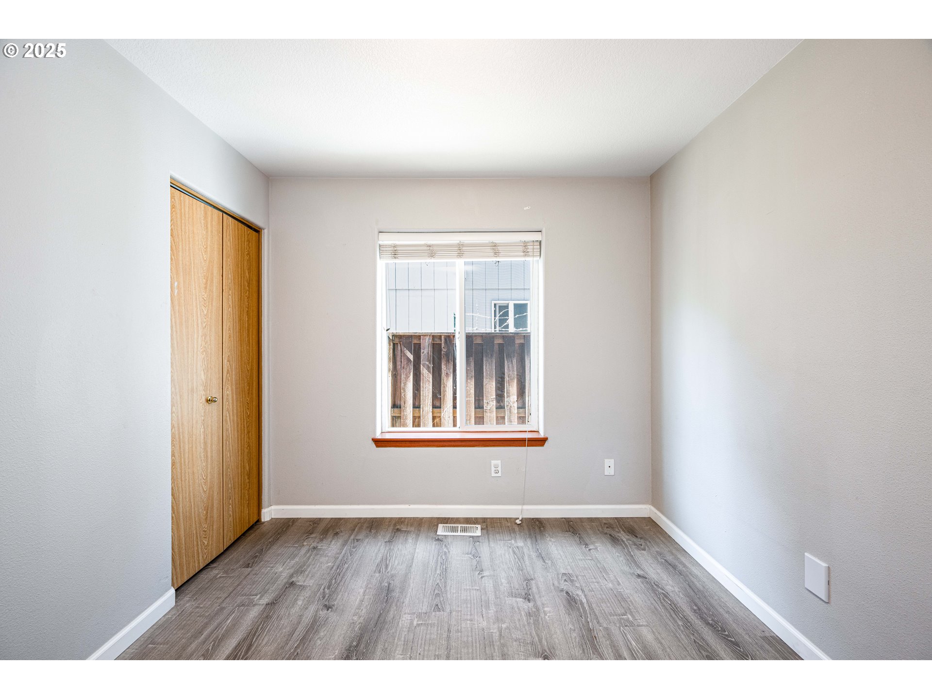 9132 SE CLINTON ST, Portland, OR 97266, photo 7 of 36