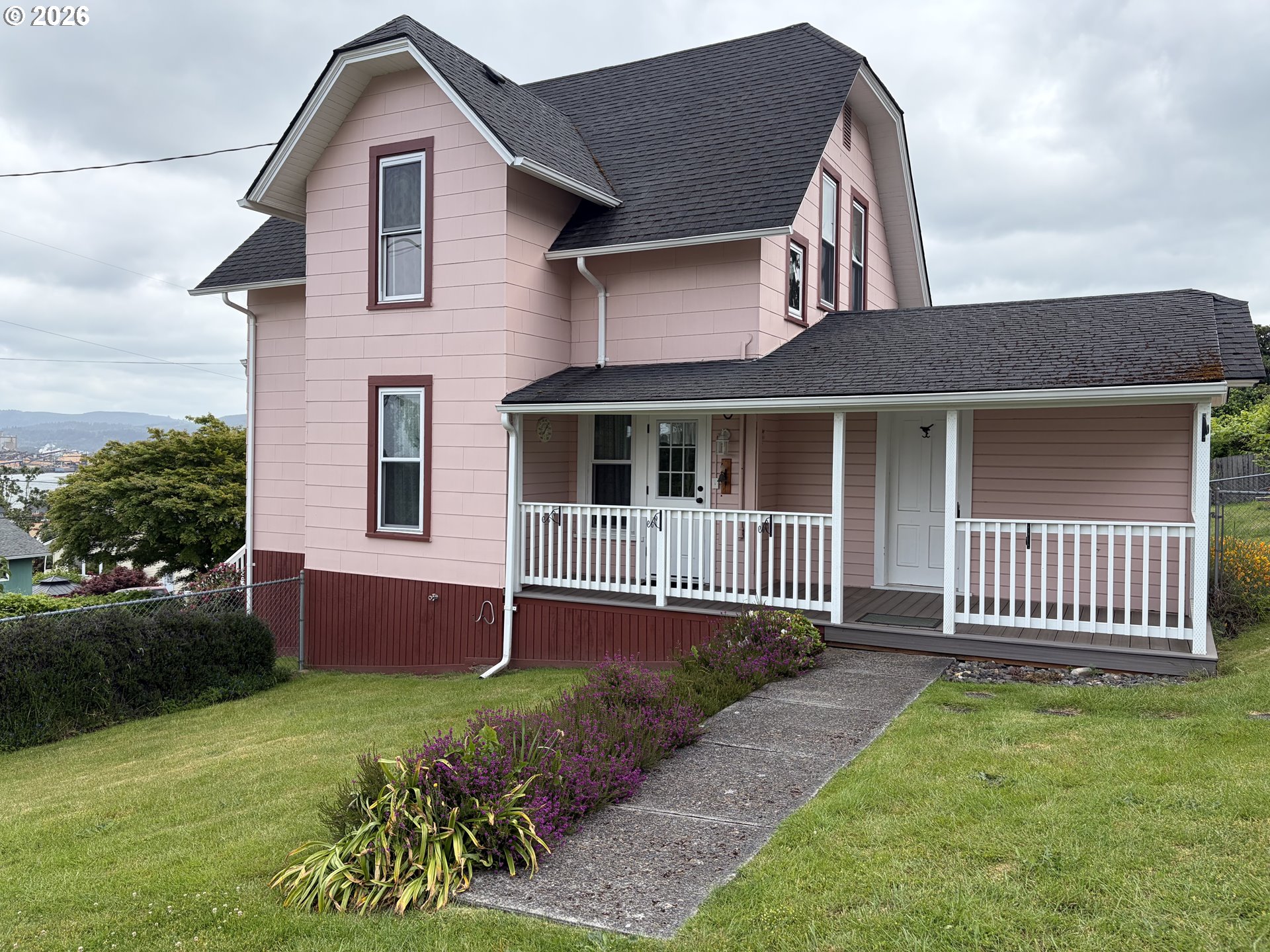 322 W D ST, Rainier, OR 97048, photo 6 of 45